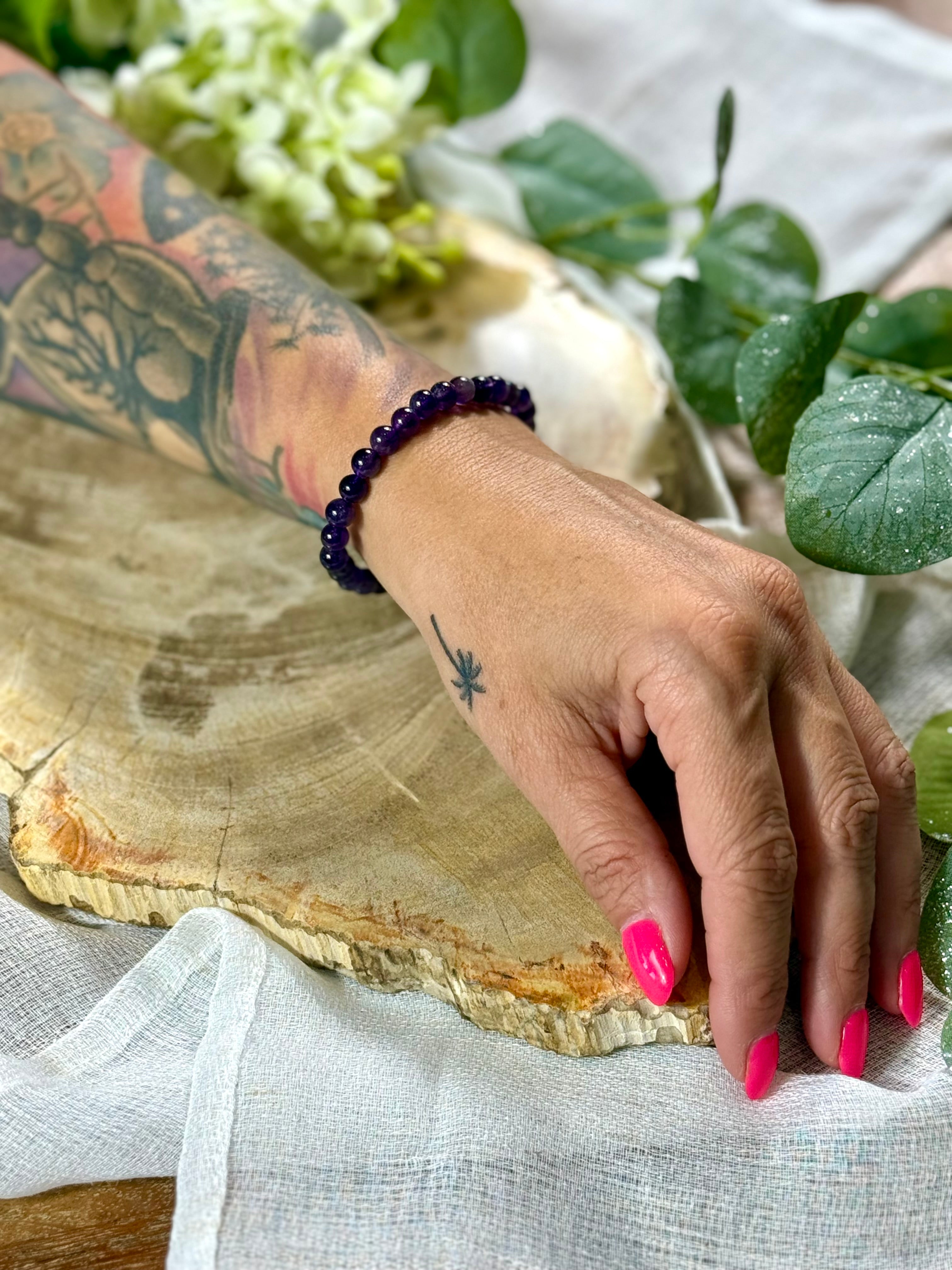 Amethyst | Armband (rund) dunkle Steine (6mm)