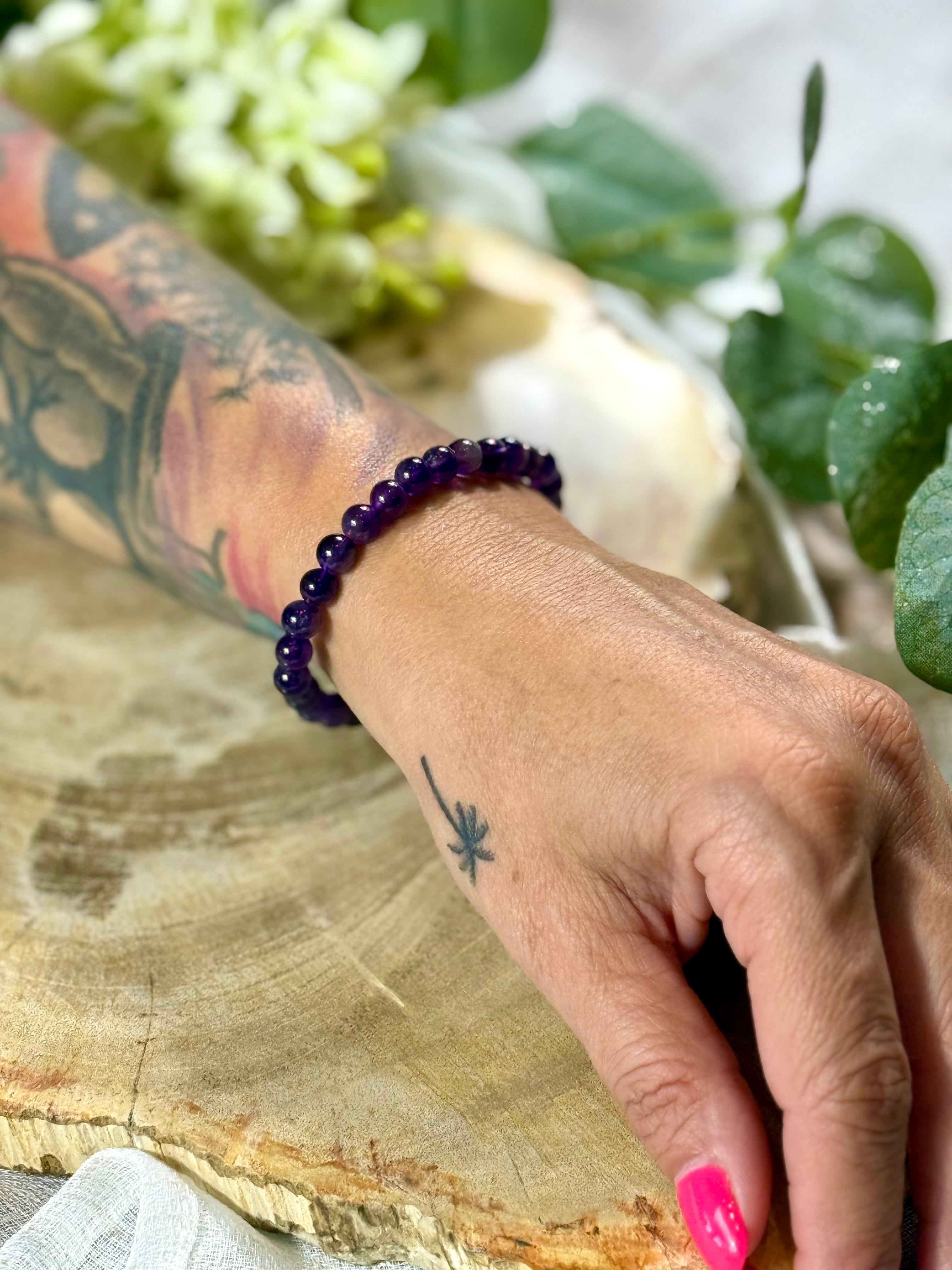 Amethyst | Armband (rund) dunkle Steine (6mm)