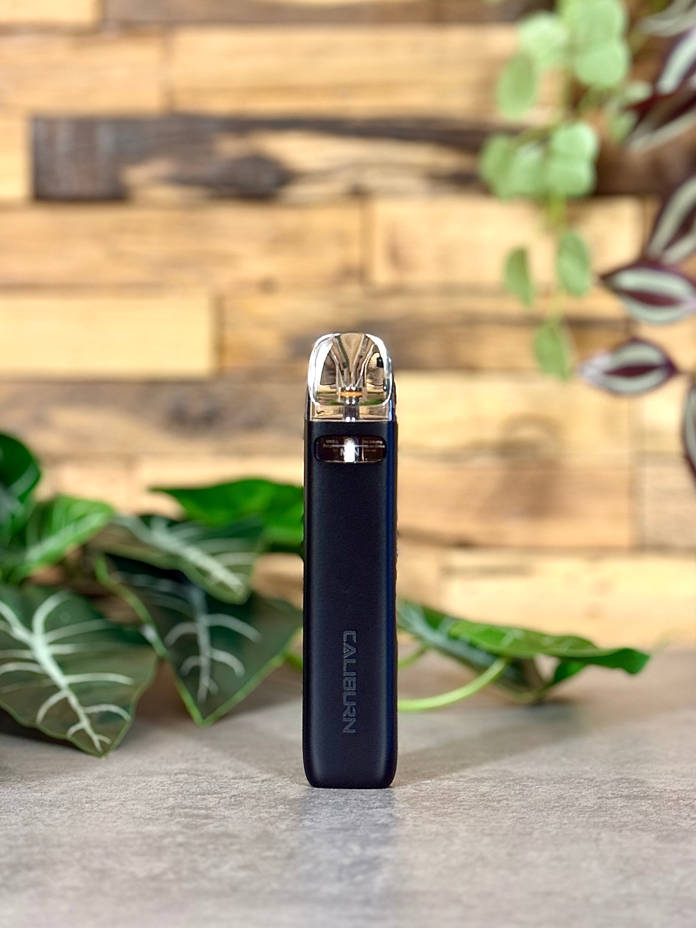 Die Uwell Caliburn G4 Mini | Schwarz - Eleganz, die dein neues Kapitel einleitet.