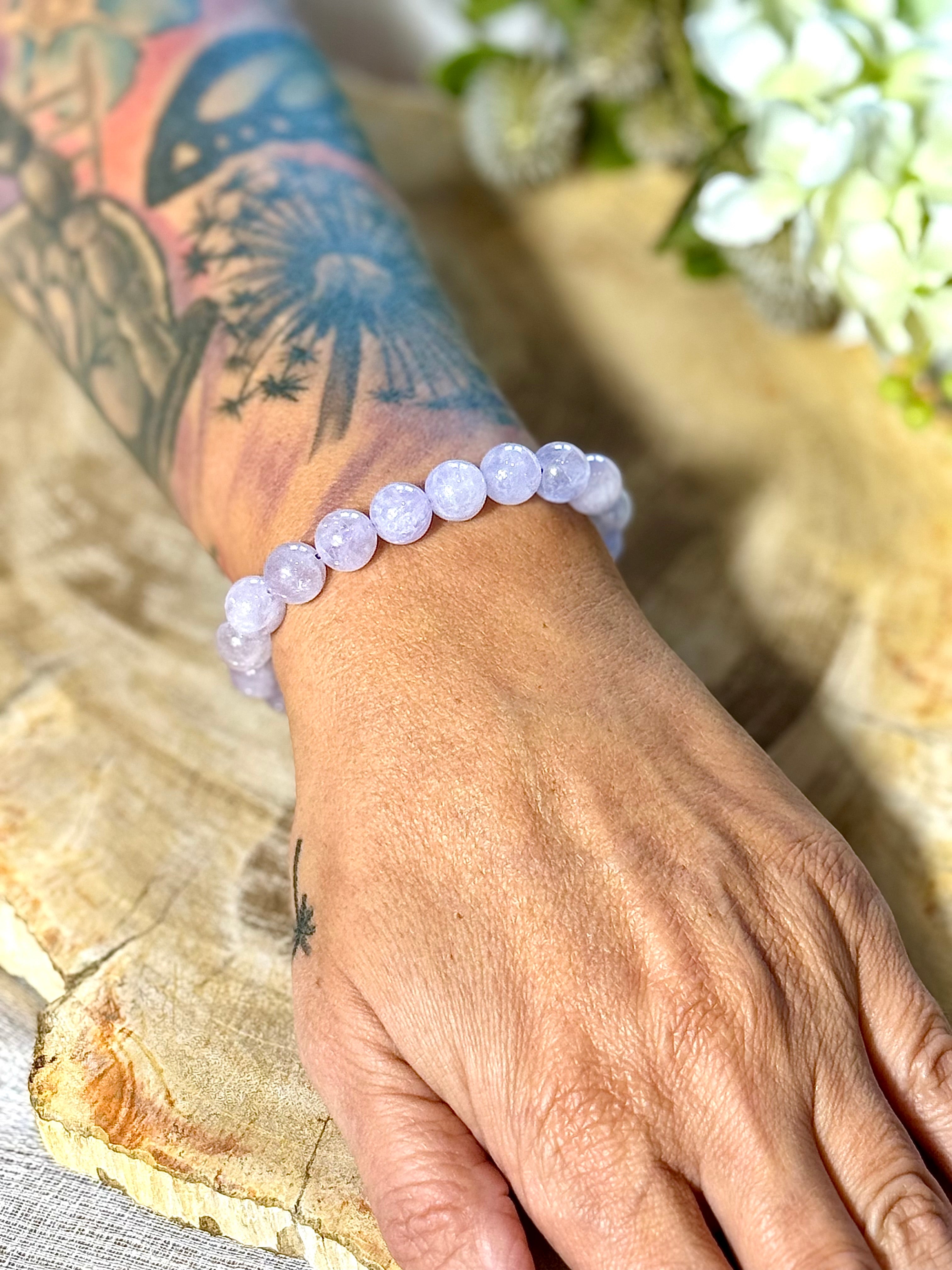 Lavendelquarz | Armband (rund) mit hellen Steinen 10mm