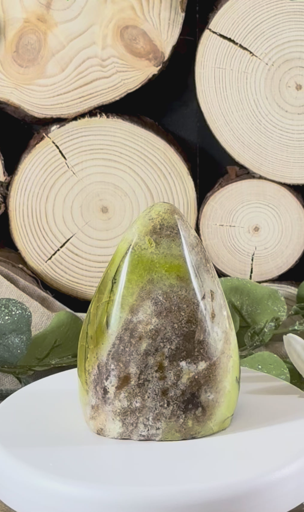 Fundstück Nr. 2 | Grüner Opal - Das Auge der Erde