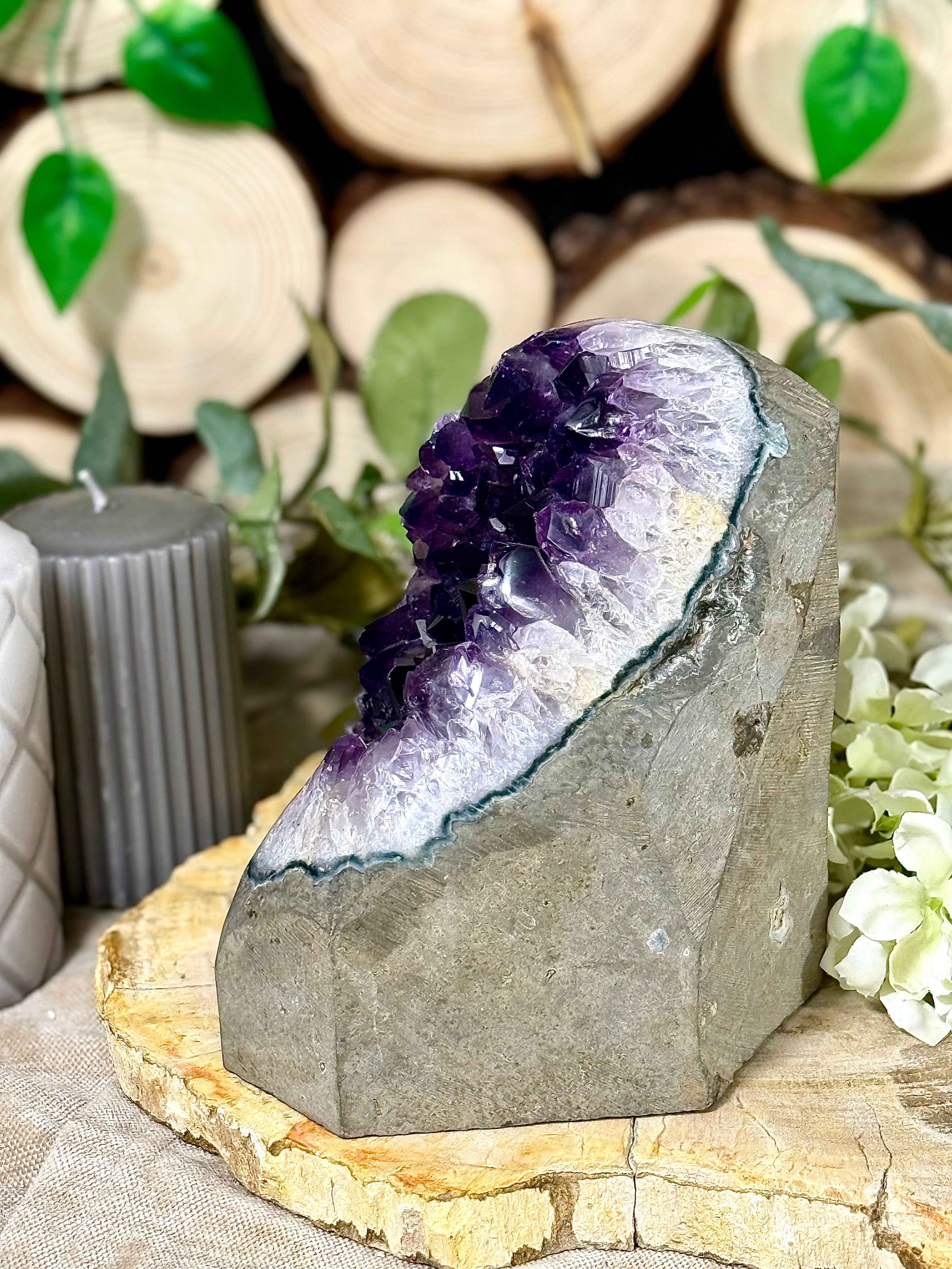 Fundstück Nr. AY25 | Amethyst Geode