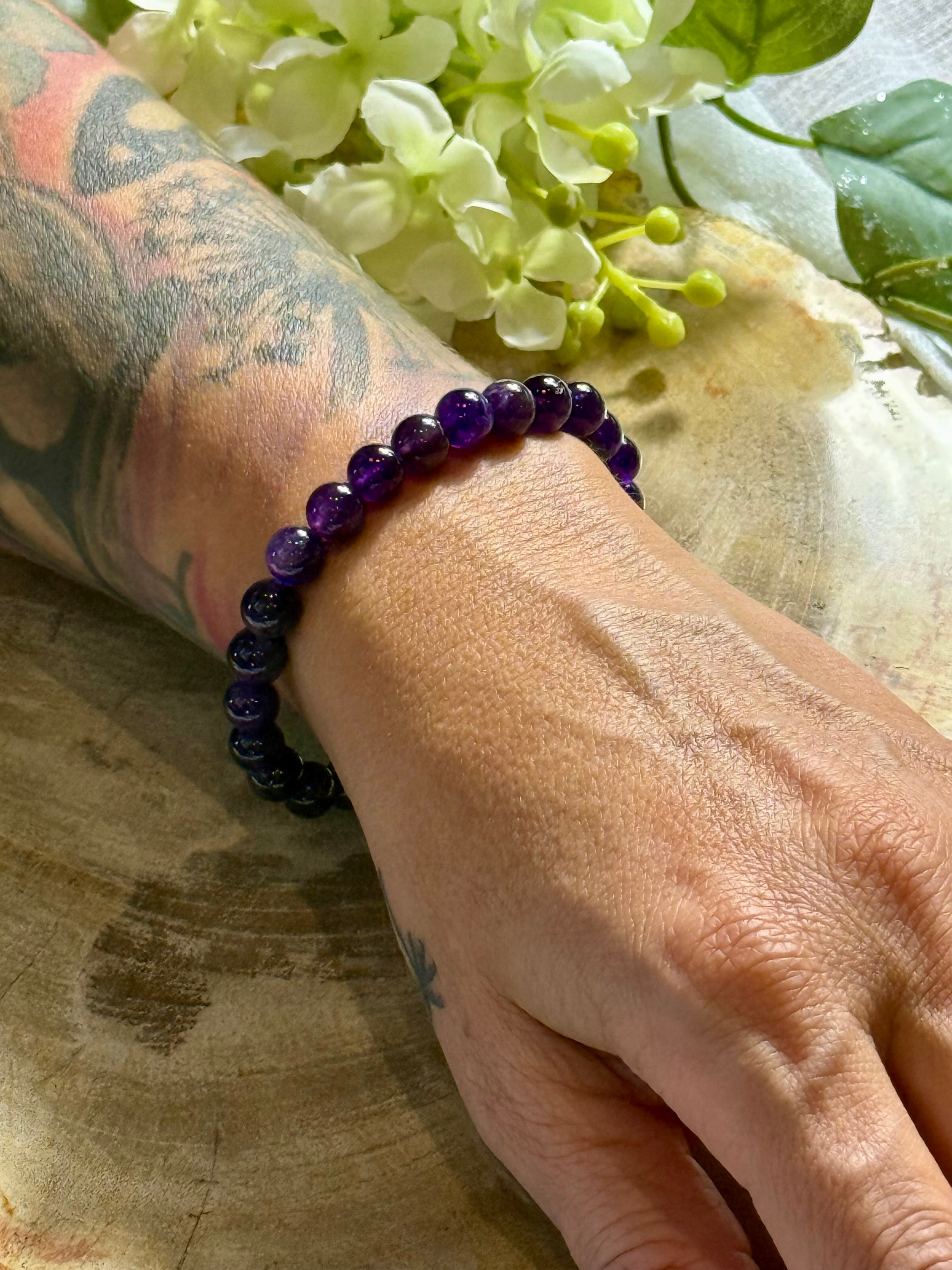 Amethyst | Armband (rund) dunkle Steine (8mm)