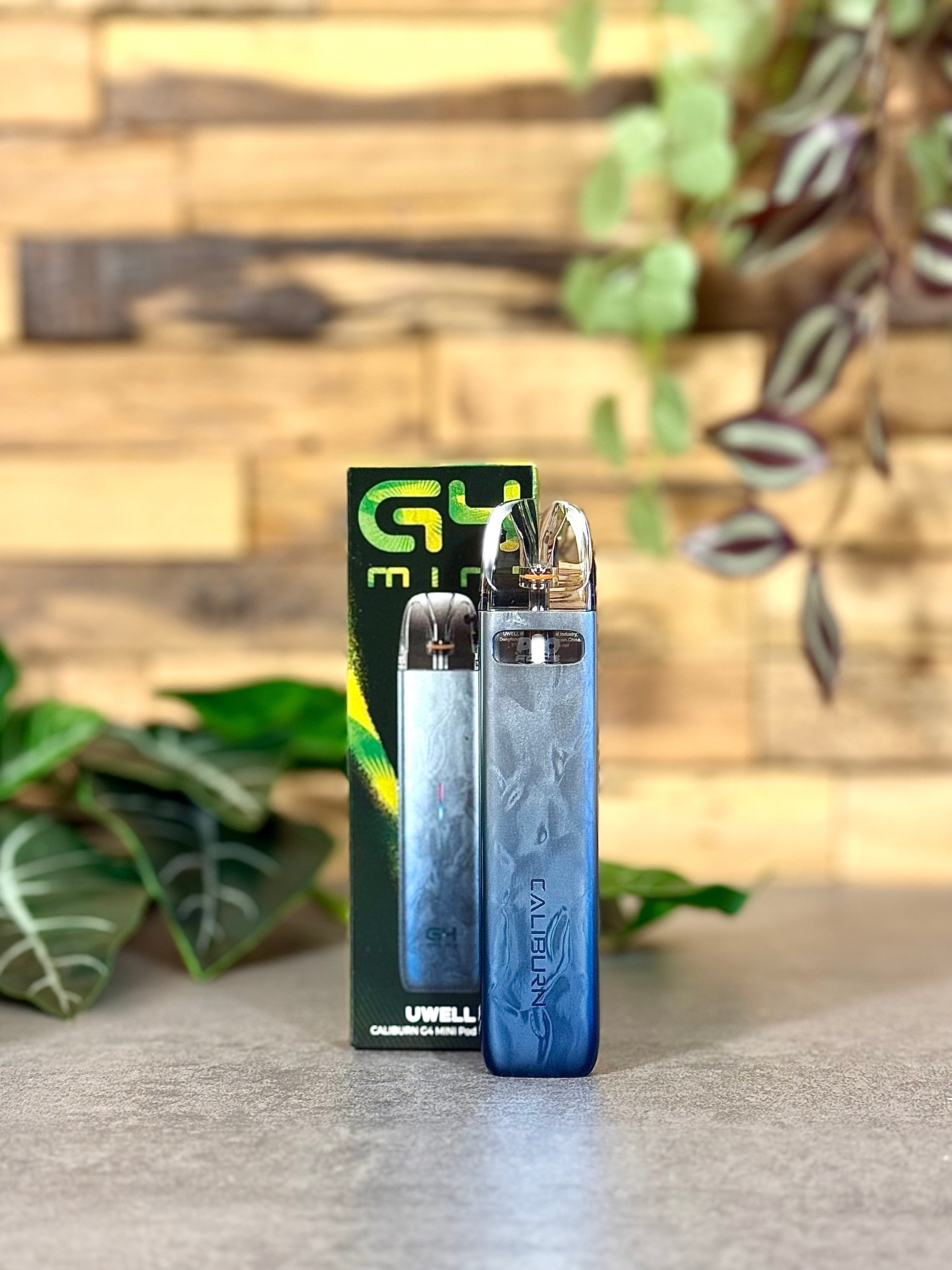 Die Uwell Caliburn G4 Mini | Blau Silber - wie ein klarer Morgen ohne Tabak.