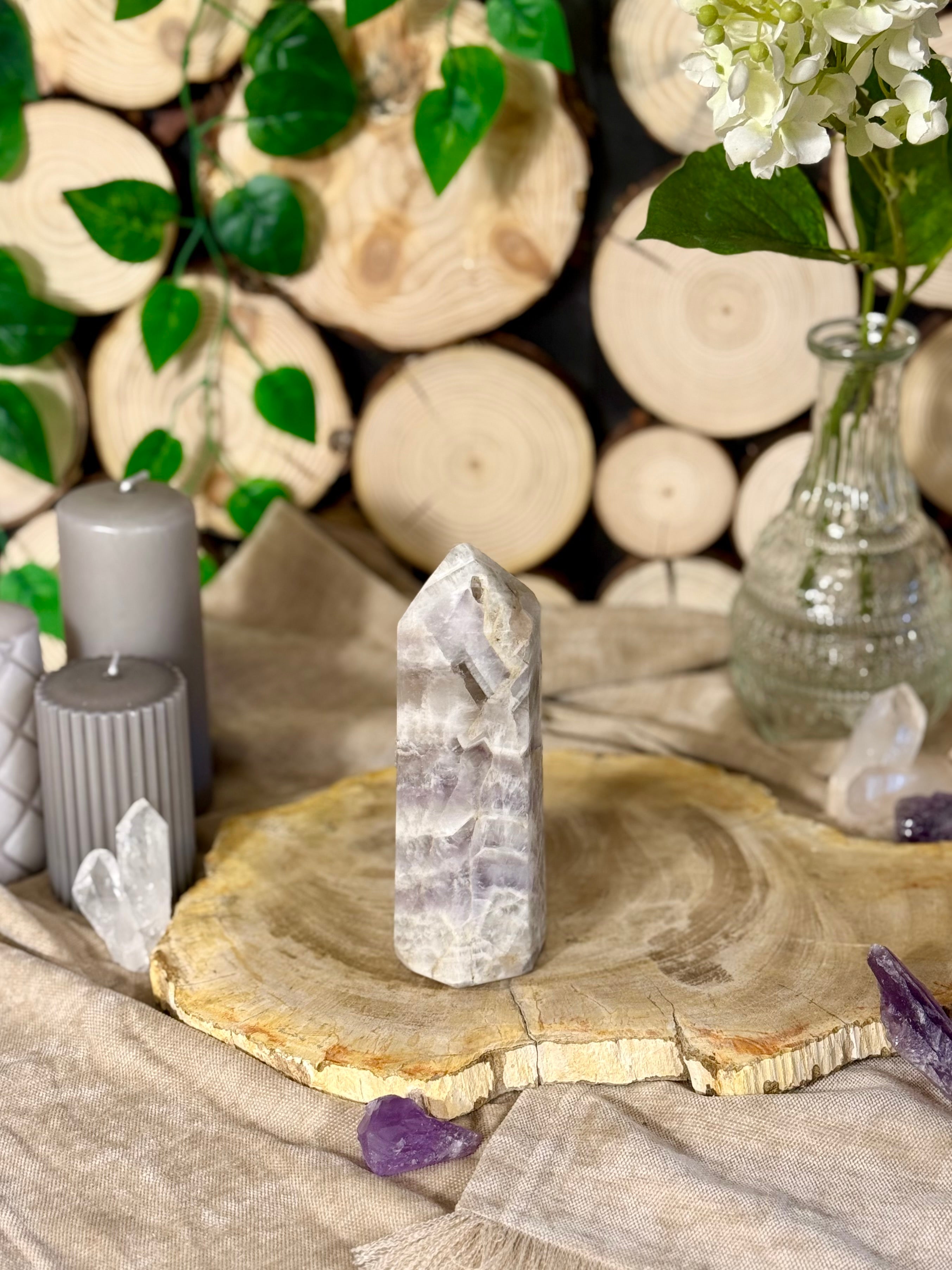 Fundstück Nr. 14 |  Chevron-Amethyst Freiform - gezeichnet vom Leben, bereit für deins.