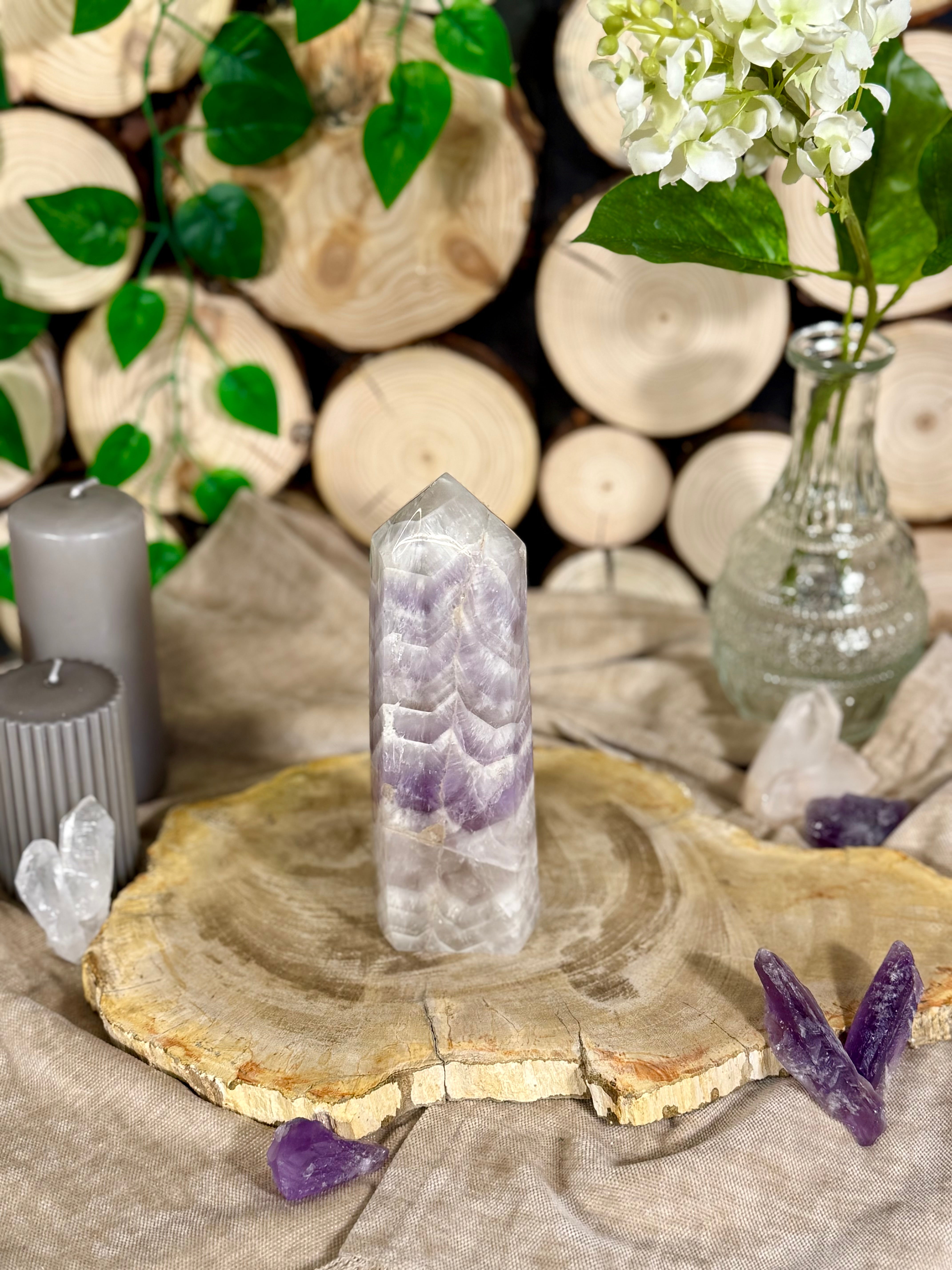 Fundstück Nr. 1 | Chevron-Amethyst Freiform - geschliffen, aber nicht glattgebügelt