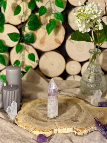 Fundstück Nr. 7 |  Chevron-Amethyst Freiform - klein, markant, unverwechselbar.