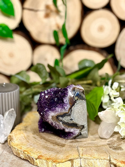 Fundstück Nr. AY9 | Amethyst Geode