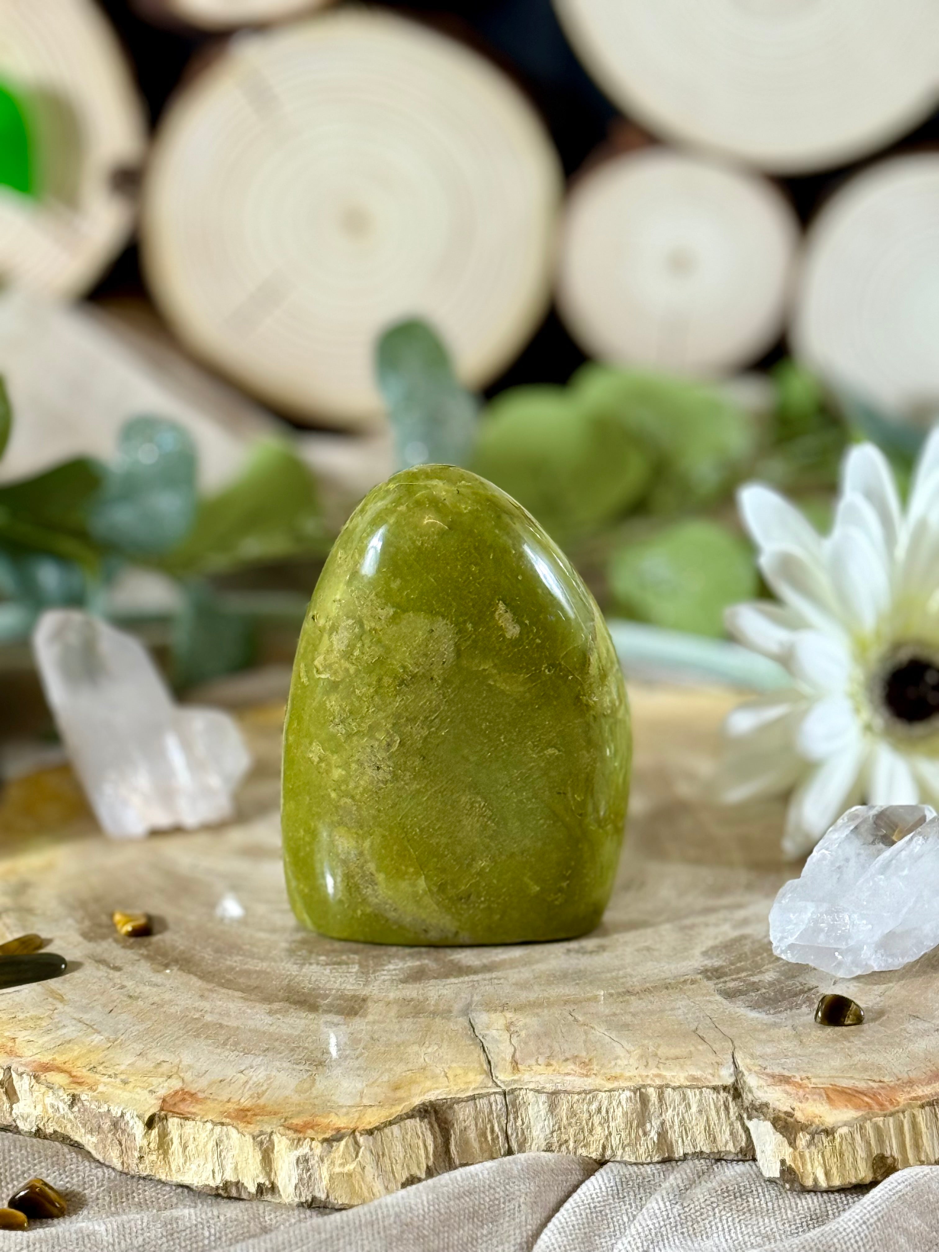 Fundstück Nr. 23 | Grüner Opal - Freiform aus der Natur