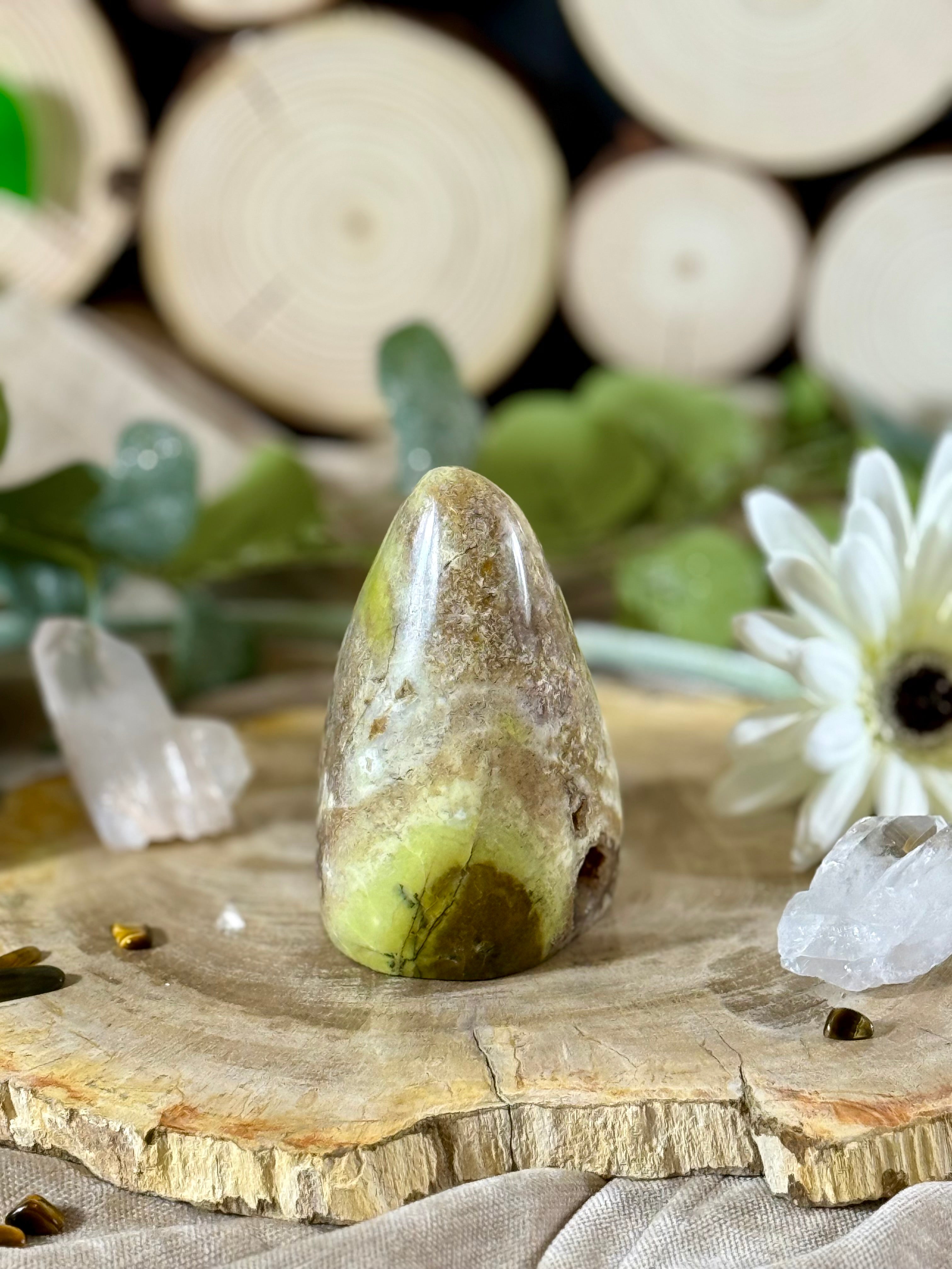 Fundstück Nr. 2 | Grüner Opal - Das Auge der Erde