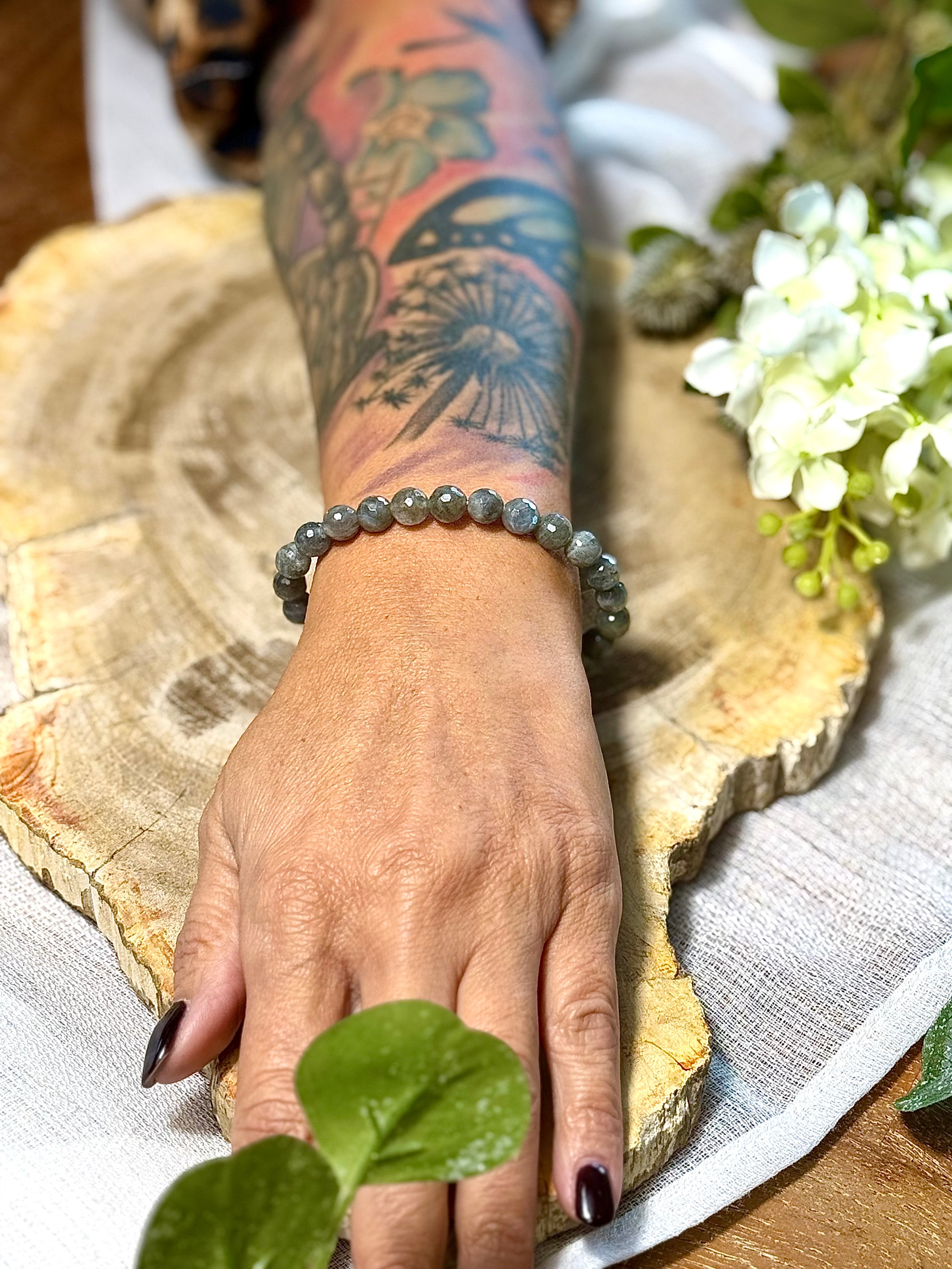 Labradorit | Armband (facettiert) mit runden Steinen (8mm)