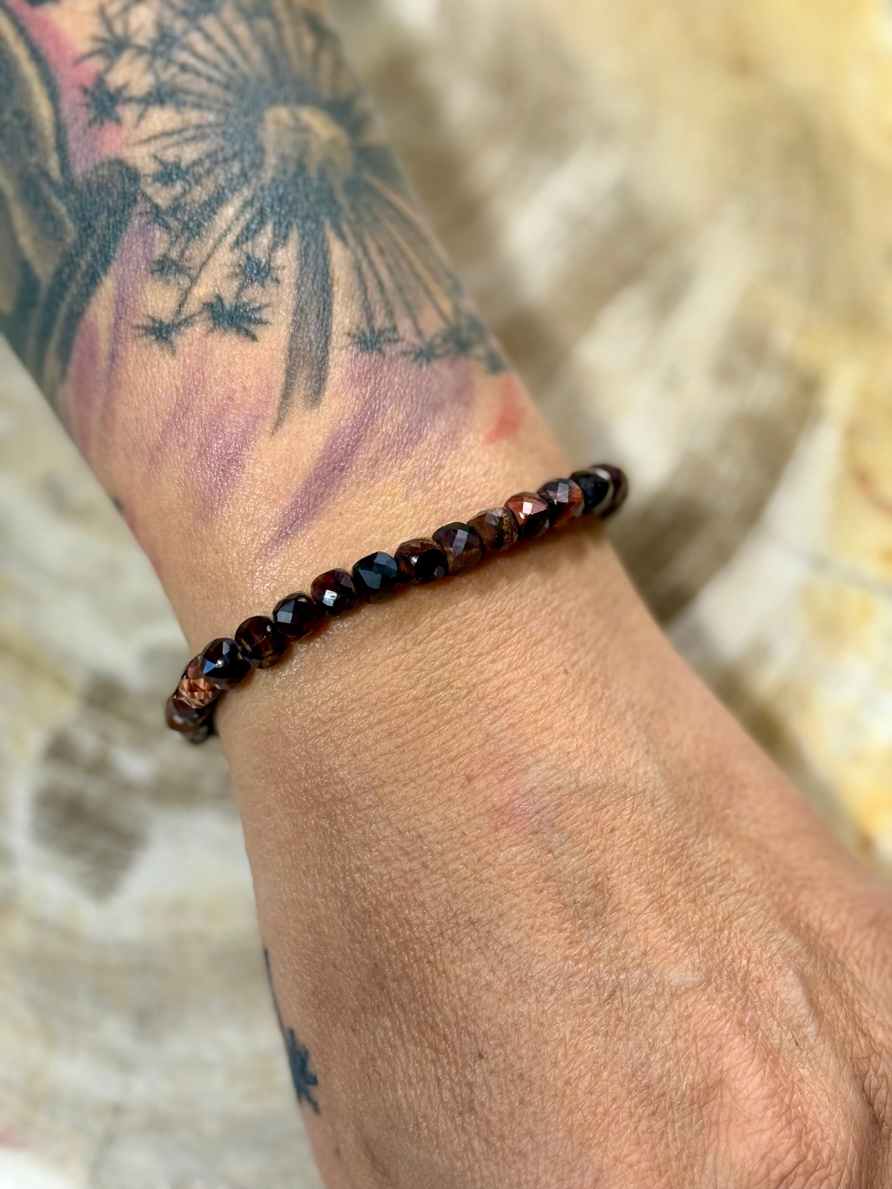 Rotes Tigerauge | Armband (facettiert) eckige Steine