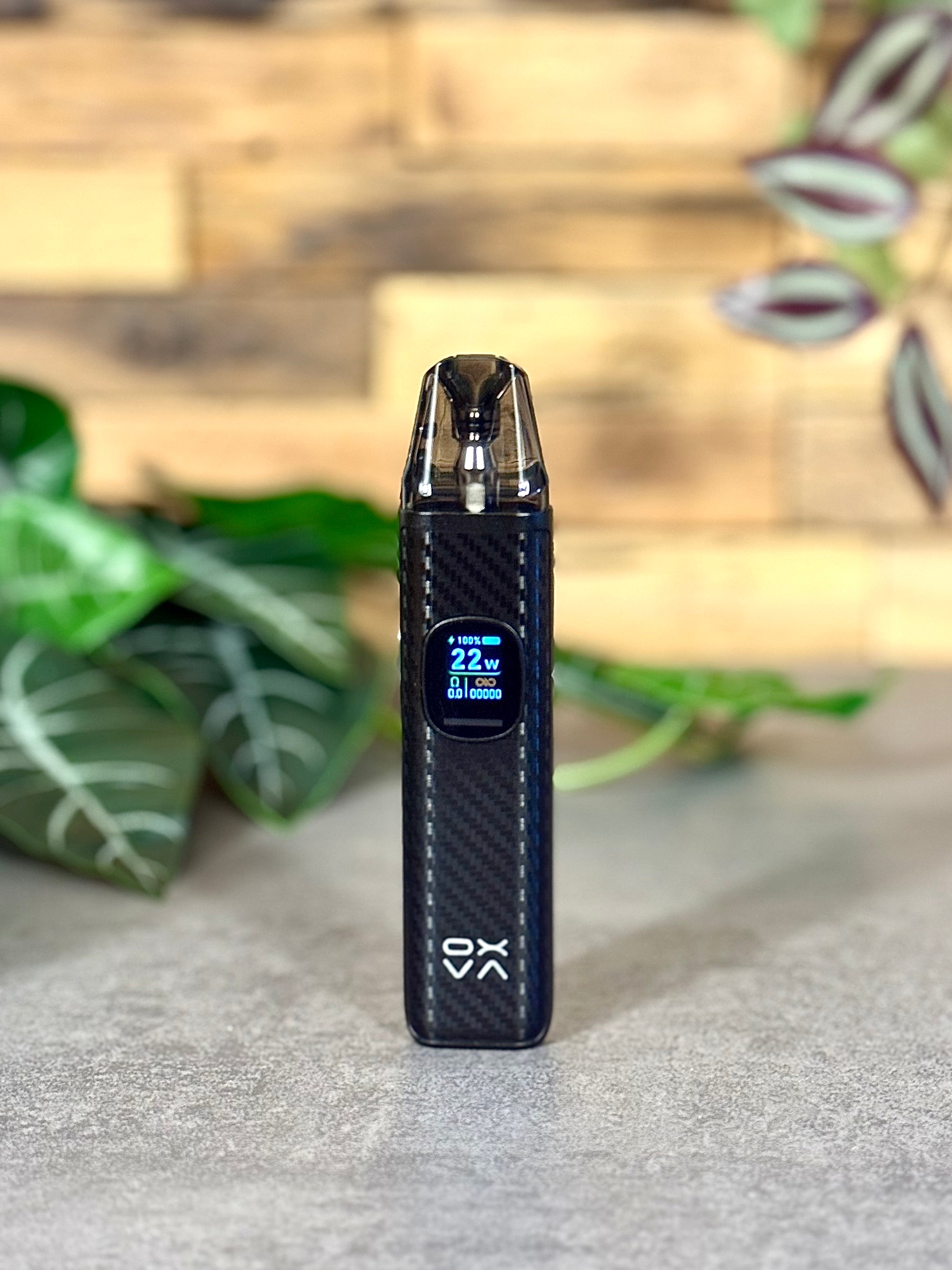 Die Oxva Xlim Pro 2 | Schwarz-Carbon - so kompromisslos wie dein Cut mit Tabak.