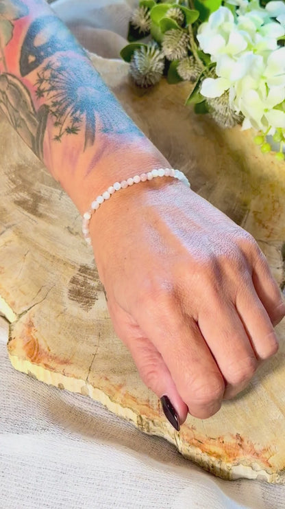 Mondstein | Armband (rund) mit hellen Steinen (2mm)