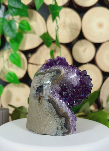 Fundstück Nr. AY9 | Amethyst Geode