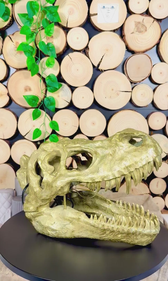 Lampe | T-Rex Wandlampe - Licht aus einer anderen Zeit.
