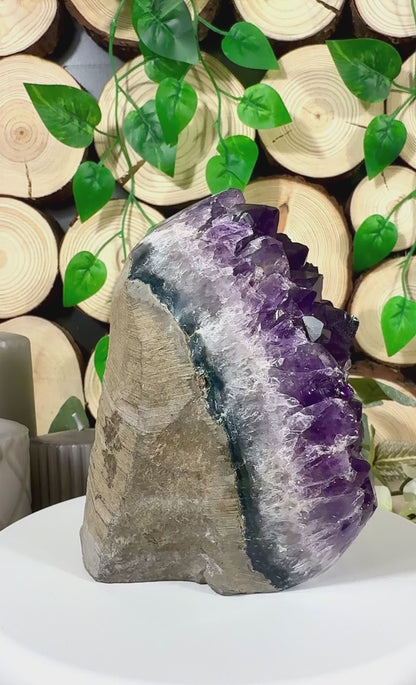 Fundstück Nr. AY22 | Amethyst Geode