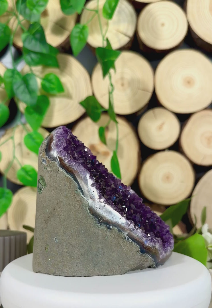 Fundstück Nr. AY8 | Amethyst Geode