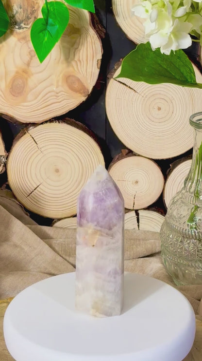Fundstück Nr. 7 |  Chevron-Amethyst Freiform - klein, markant, unverwechselbar.