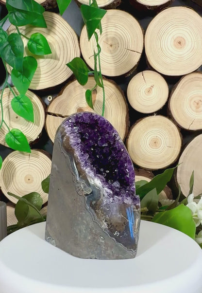 Fundstück Nr. AY10 | Amethyst Geode