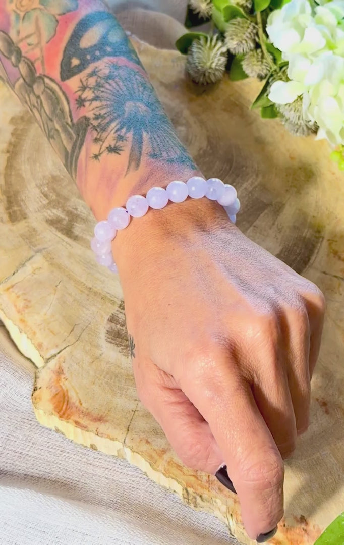 Lavendelquarz | Armband (rund) mit hellen Steinen 10mm